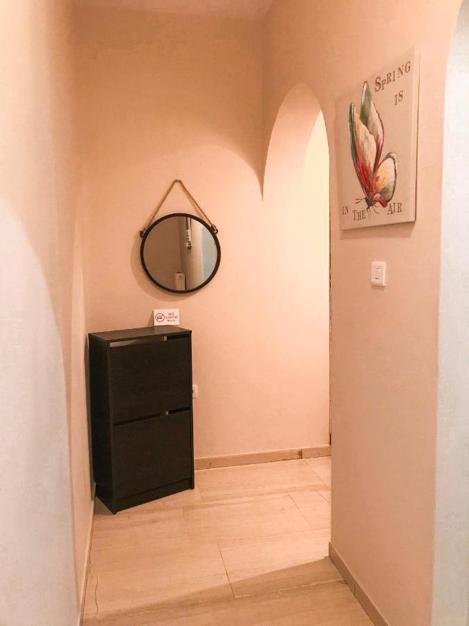 Marina Apartment Artemida  Buitenkant foto